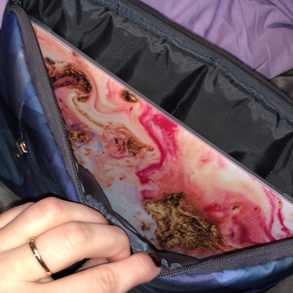 Caslogic Laptop soft shell case 15-" 17"+ - Picture 10 of 10